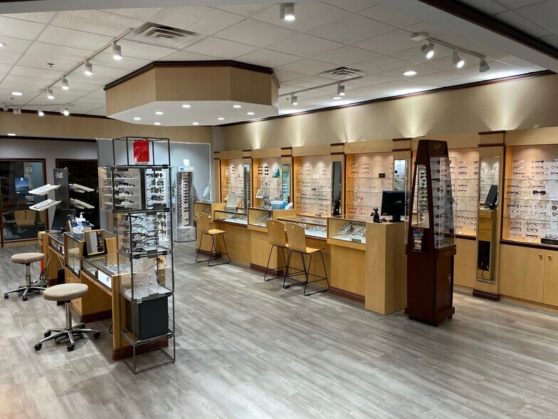 More Photos Of 1470 Tobias Gadson Blvd, Charleston Loft Creative Space For Sale