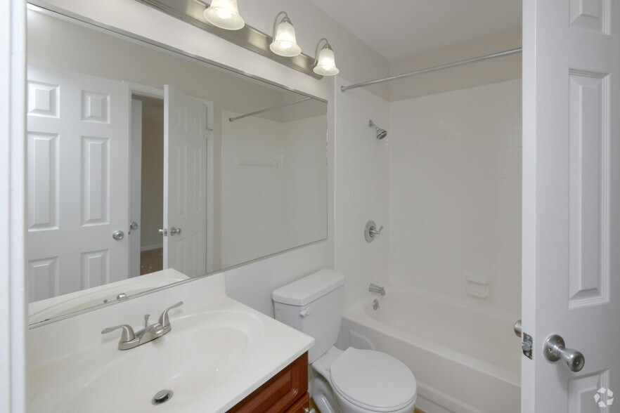 More Photos Of 100 Elena St, Cranston Apartments For Sale