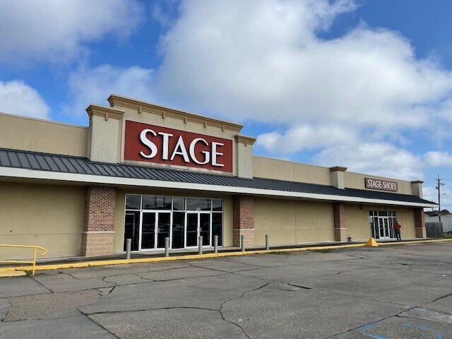 More Photos Of 6433 Highway 182 E, Morgan City Storefront For Lease