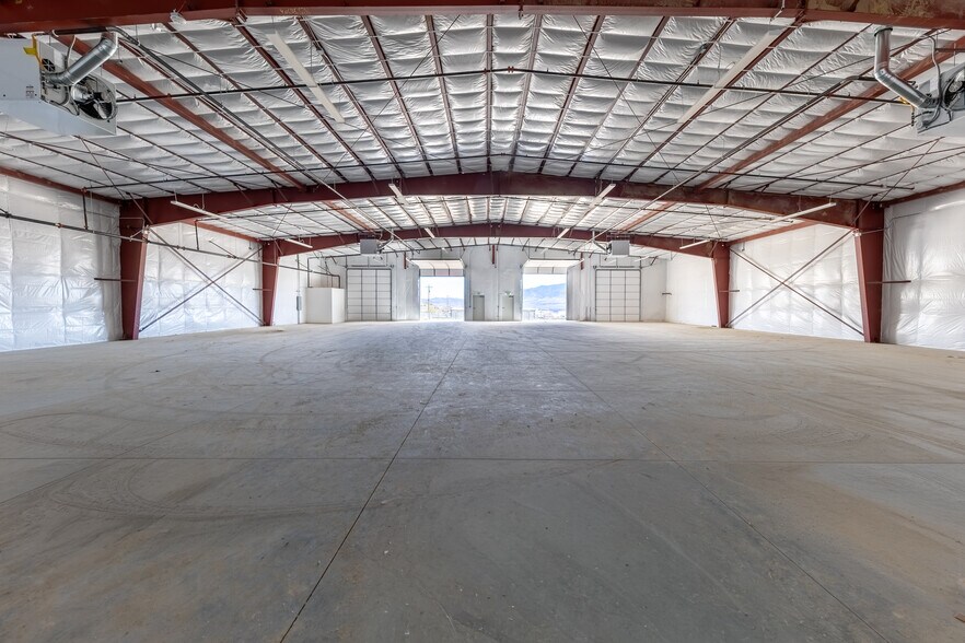 More Photos Of 99 Miles rd, Mound House Light Manufacturing For Sale