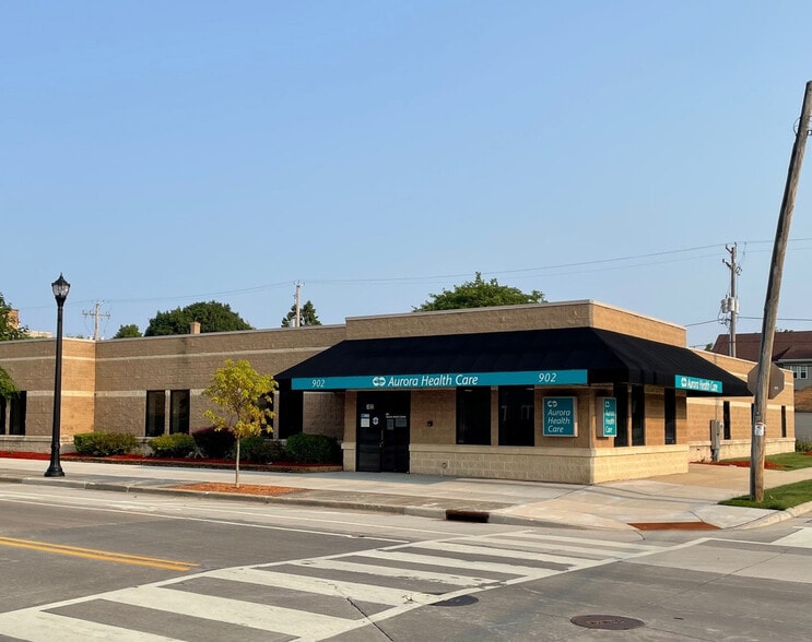 More Photos Of 902 Milwaukee Ave, South Milwaukee Medical For Sale