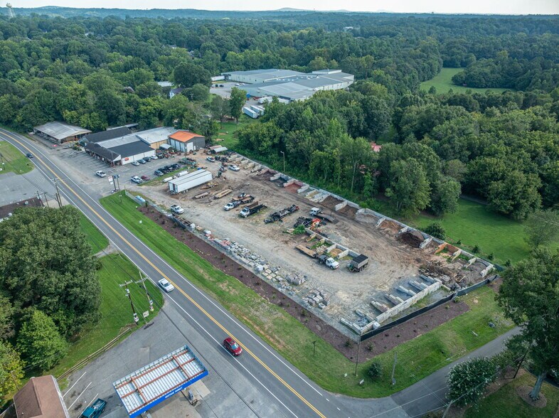 More Photos Of 969 Reepsville Rd, Lincolnton Freestanding For Sale