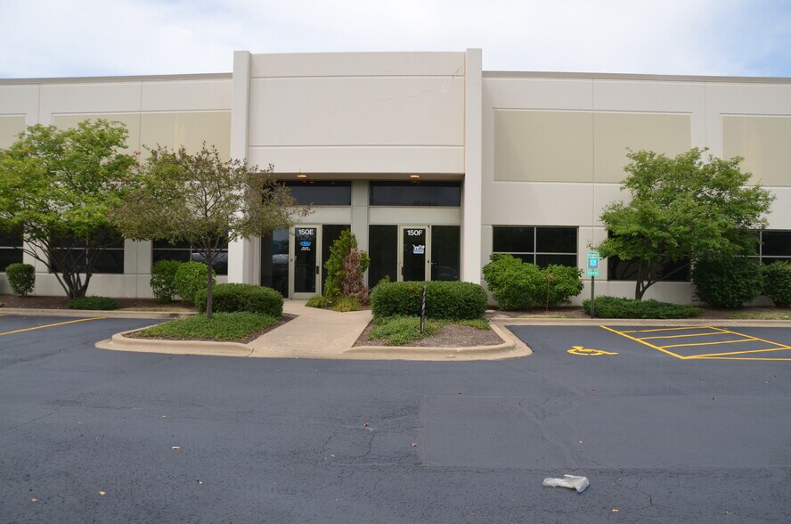 Primary Photo Of 150 Kendall Point Dr, Oswego Manufacturing For Lease