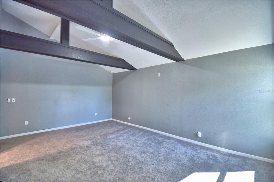 More Photos Of 208 Center St, Auburndale Office For Sale