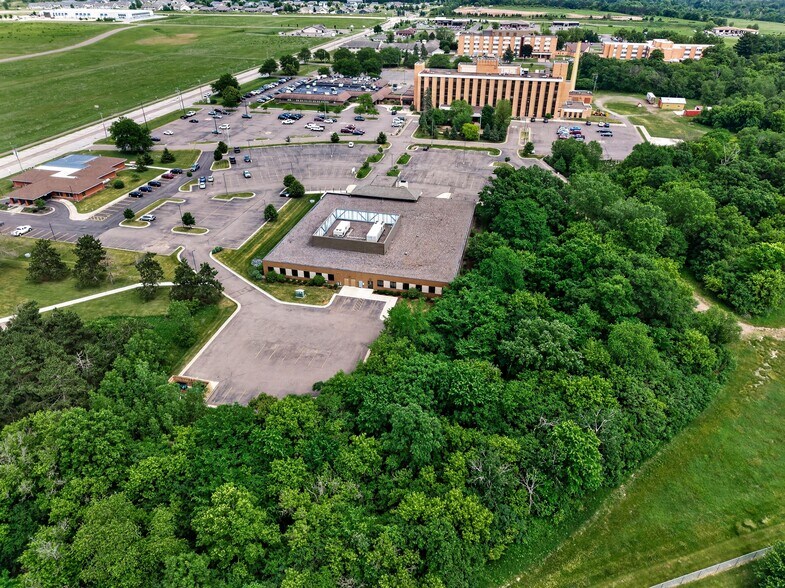 More Photos Of 2509 County Highway I, Chippewa Falls Office For Lease