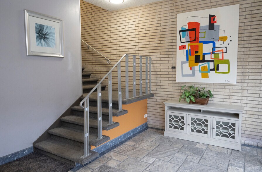 More Photos Of 4625 E Broadway Blvd, Tucson Storefront Retail Office For Lease