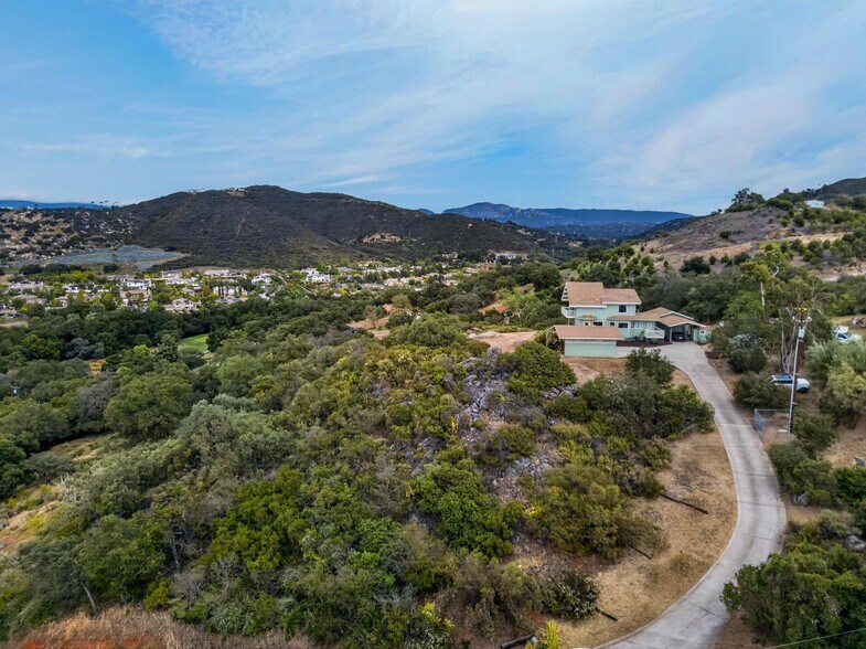 More Photos Of 14621 Woods Valley rd, Valley Center Flex For Sale