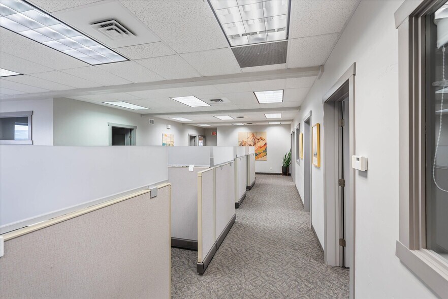 More Photos Of 702 E Idaho St, Kalispell Office For Sale