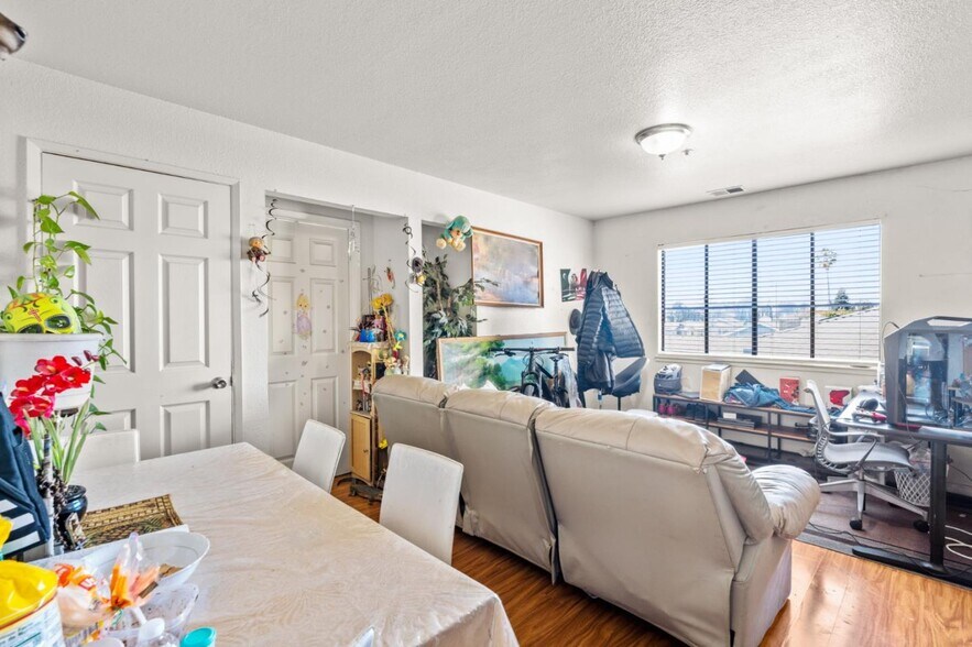 More Photos Of 33454 7th St, Union City Apartments For Sale