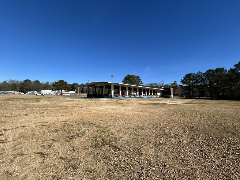 More Photos Of 400 Childre Rd, Pearl Truck Terminal For Lease