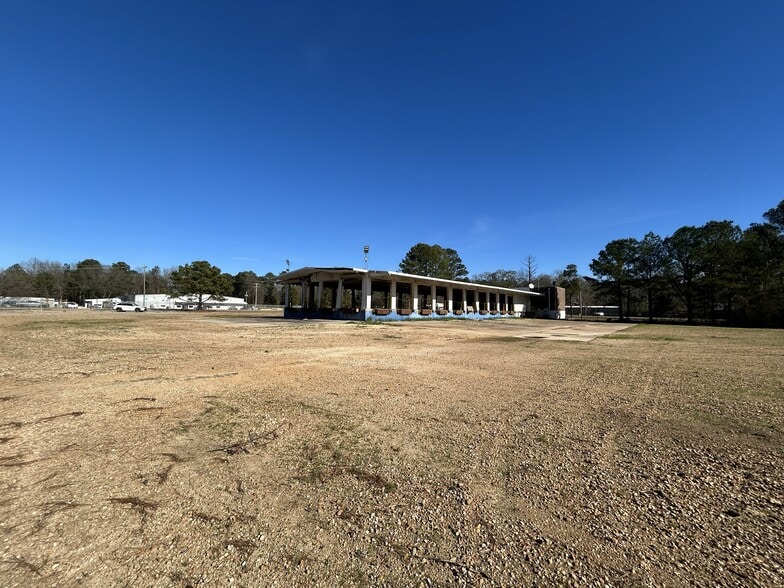 More Photos Of 400 Childre Rd, Pearl Truck Terminal For Lease