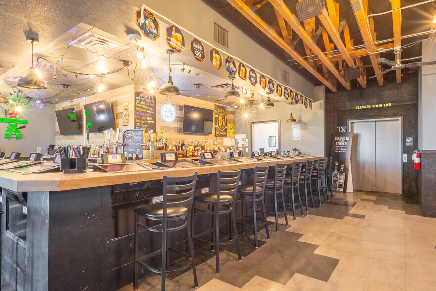 More Photos Of 37 S Water St, Henderson Office Residential For Lease