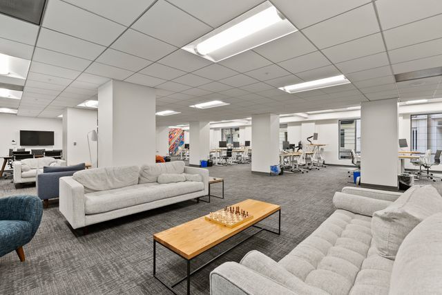 More Photos Of 200-216 Pine St, San Francisco Office For Lease