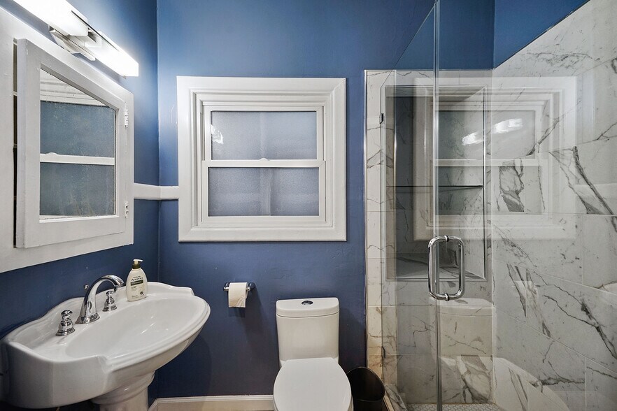 More Photos Of 226 Athol Ave, Oakland Apartments For Sale