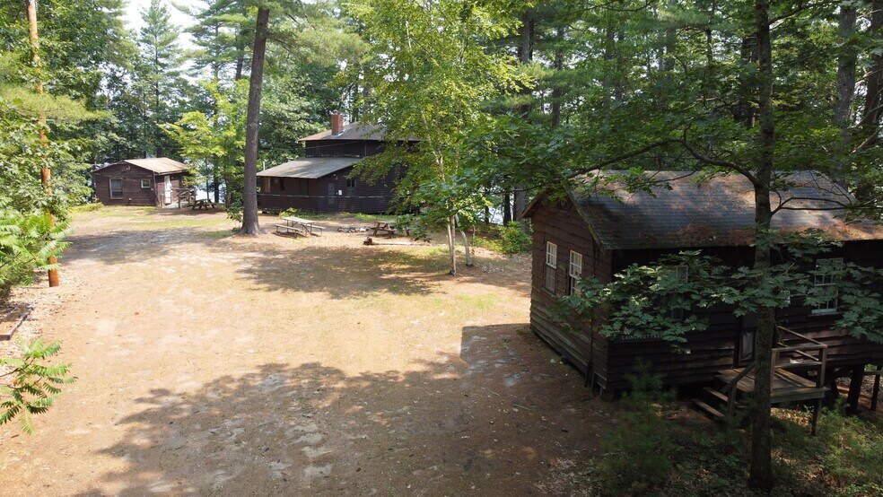 More Photos Of 12 W Shore Park Rd, Kingston Specialty For Sale