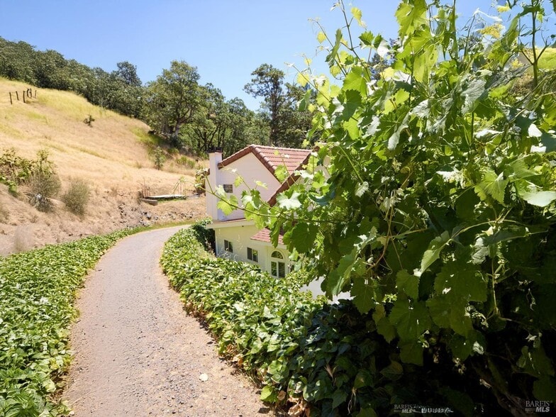 More Photos Of 19400 Scenic Dr, Redwood Valley Specialty For Sale