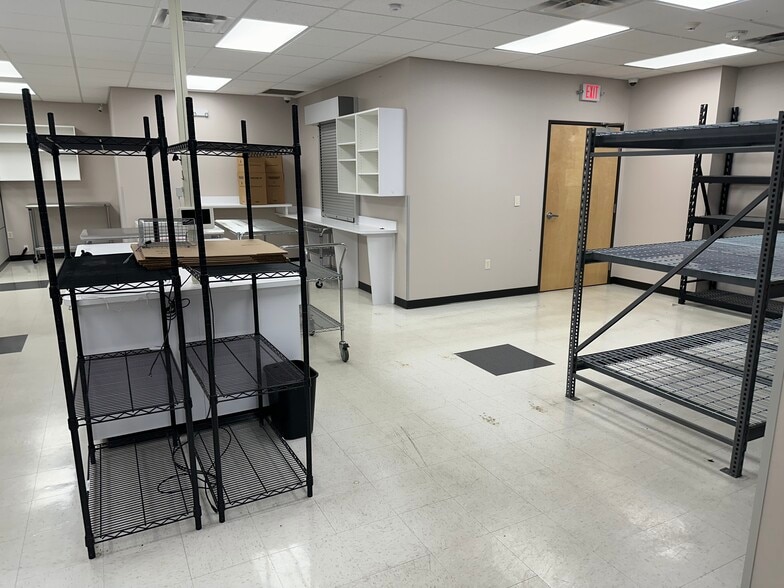 More Photos Of 6523 Teamwork Trl, Corpus Christi Warehouse For Lease