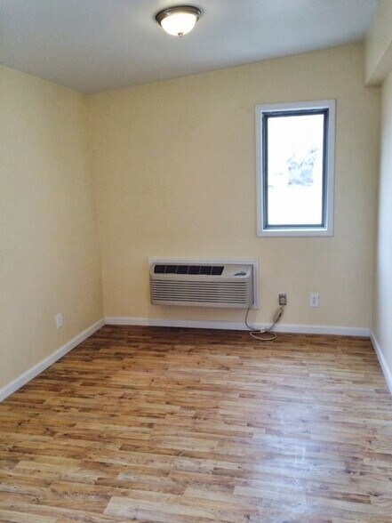 More Photos Of 521 N 1st St, Stockton Apartments For Sale