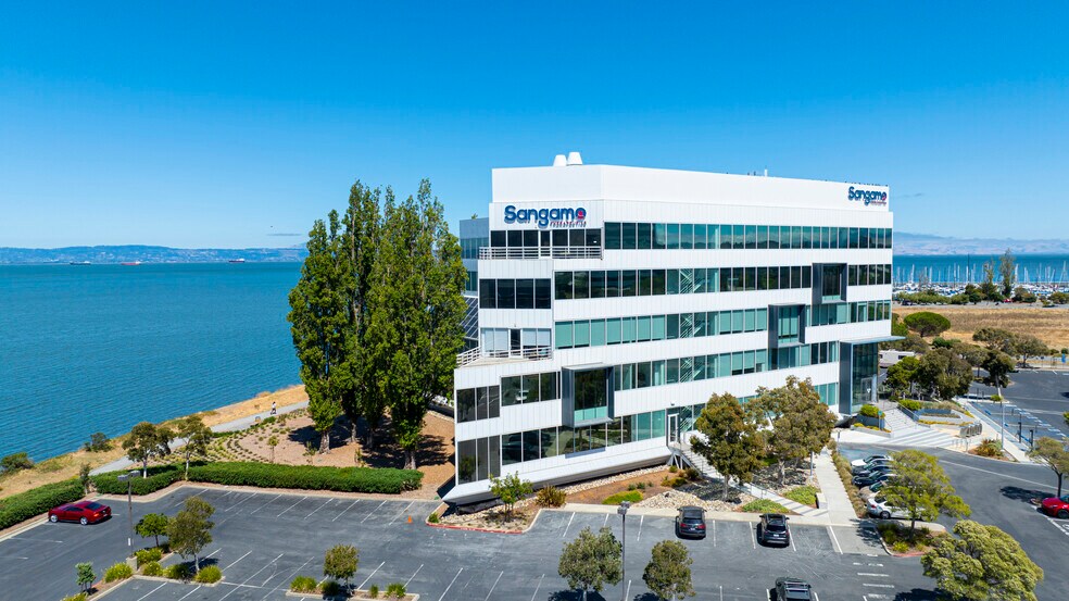 More Photos Of 7000 Marina Blvd, Brisbane Research And Development For Lease