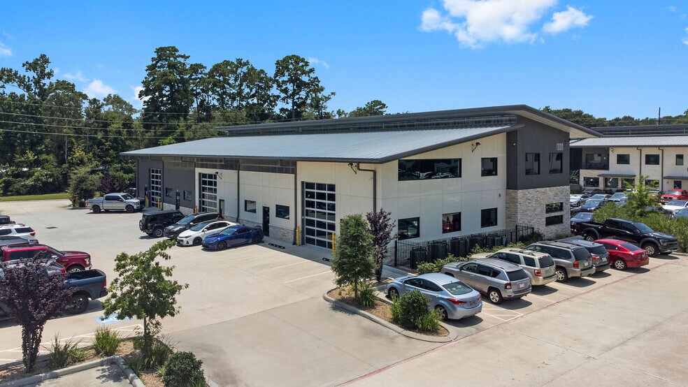 More Photos Of 1330 Rayford Park Rd, Spring Loft Creative Space For Lease