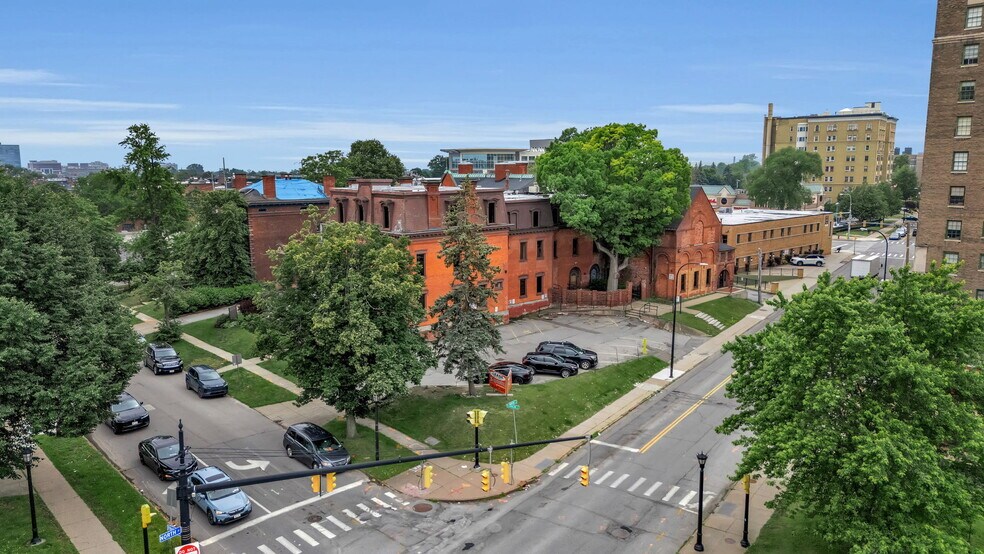More Photos Of 556-564 Franklin St, Buffalo Medical For Sale