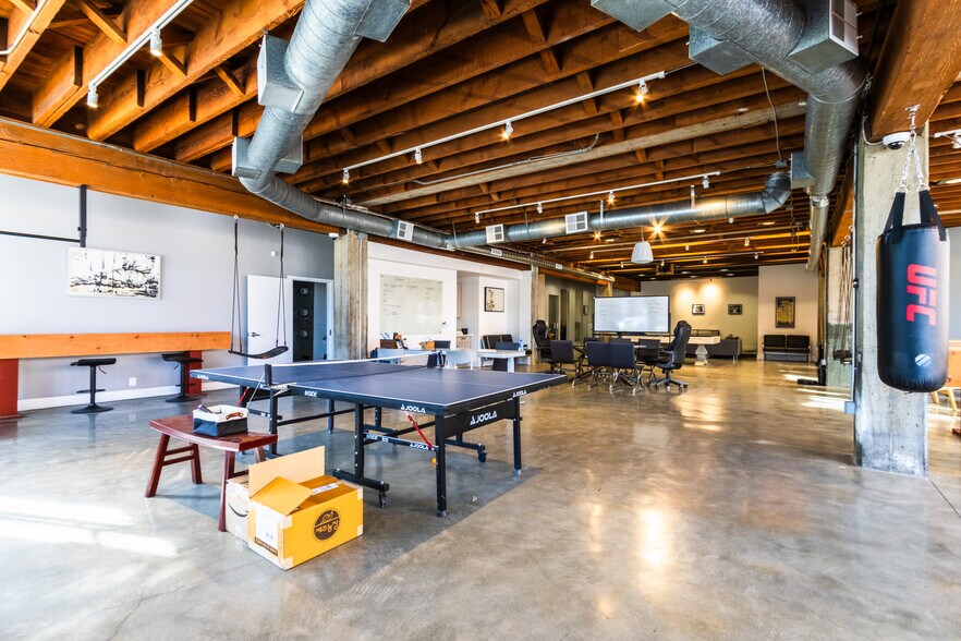 More Photos Of 1122-1126 Folsom St, San Francisco Industrial For Sale