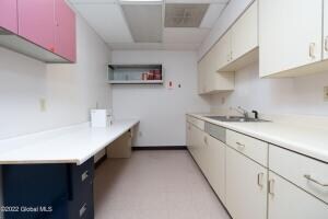 More Photos Of 2310 Nott St E, Niskayuna Medical For Lease