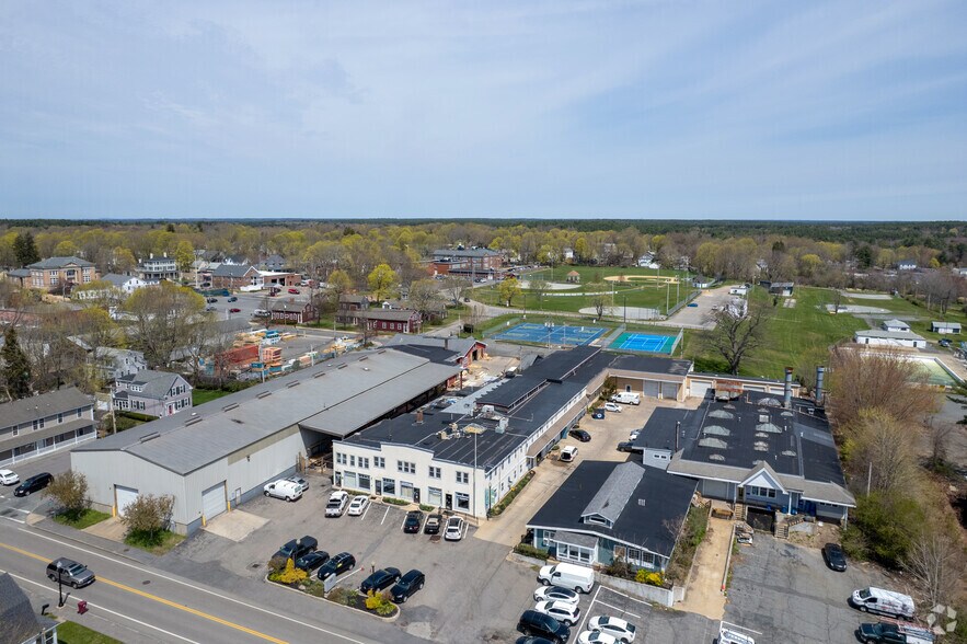 More Photos Of 25 Wareham St, Middleboro Warehouse For Lease