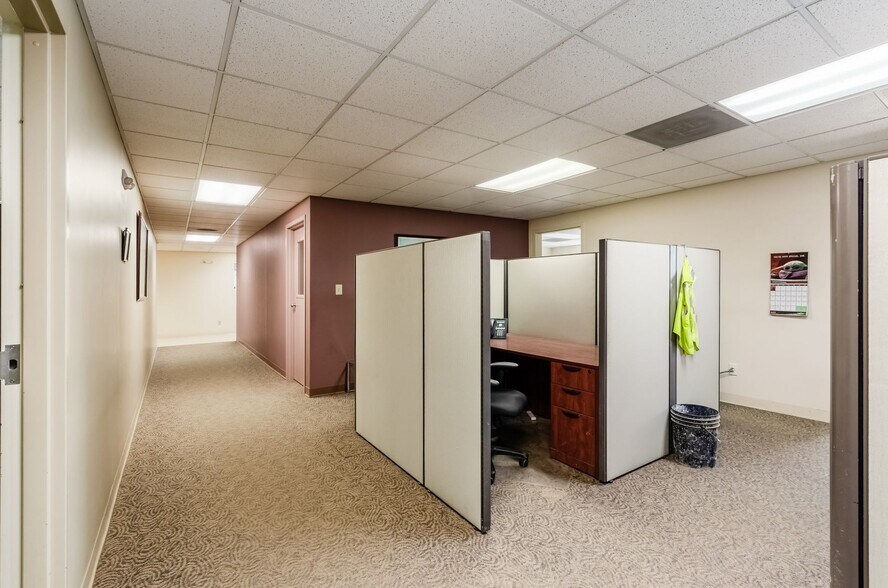 More Photos Of 2860 Fisher Rd, Columbus Unknown For Lease