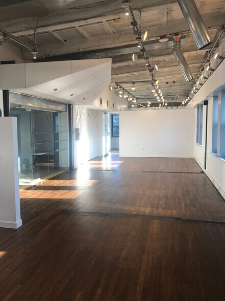 More Photos Of 4-6 Smithfield St, Pittsburgh Office For Lease