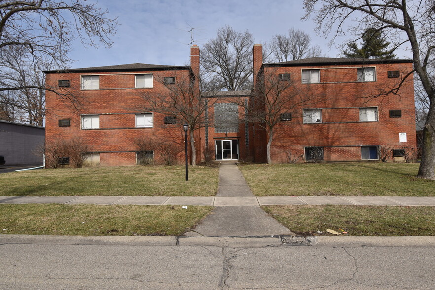 Primary Photo Of 3066 Shadycrest Dr, Cincinnati Apartments For Sale