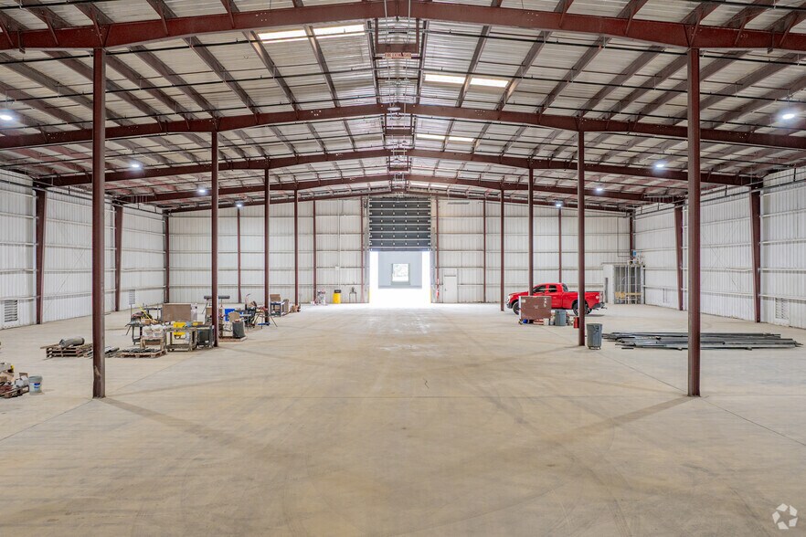 More Photos Of 1001 Bridge St, Fuquay Varina Unknown For Lease