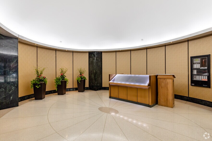 More Photos Of 70 E Lake St, Chicago Office For Lease