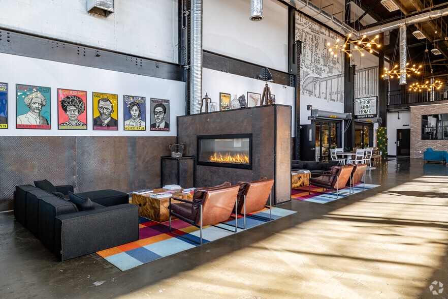 More Photos Of 19 Erie Blvd, Albany Apartments For Lease