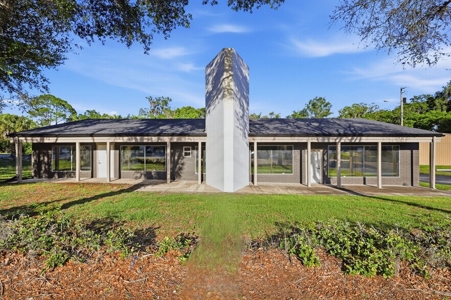 More Photos Of 346 N Volusia Ave, Orange City Daycare Center For Lease