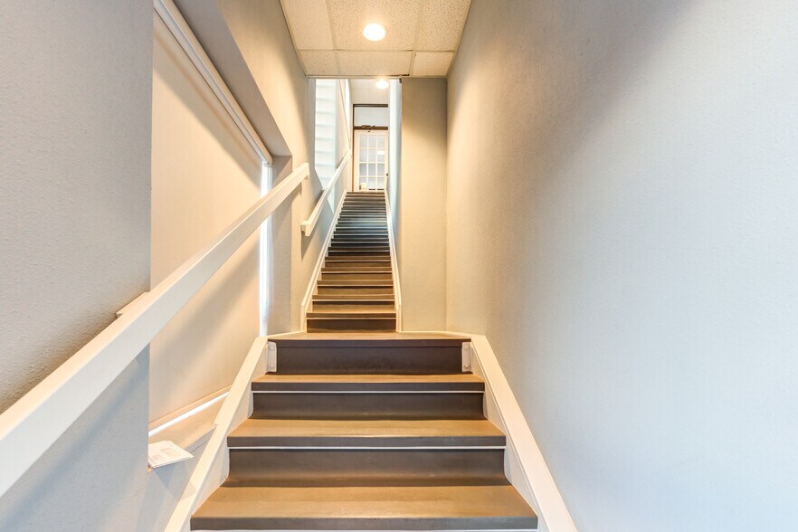 More Photos Of 1116 Broadway St, Lubbock Loft Creative Space For Lease