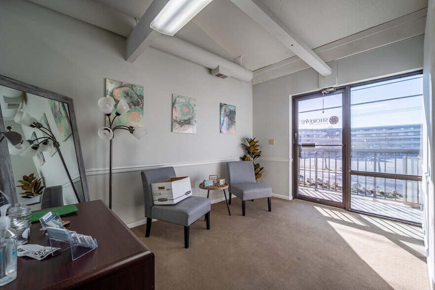 More Photos Of 7904 Coastal Hwy, Ocean City Office For Sale