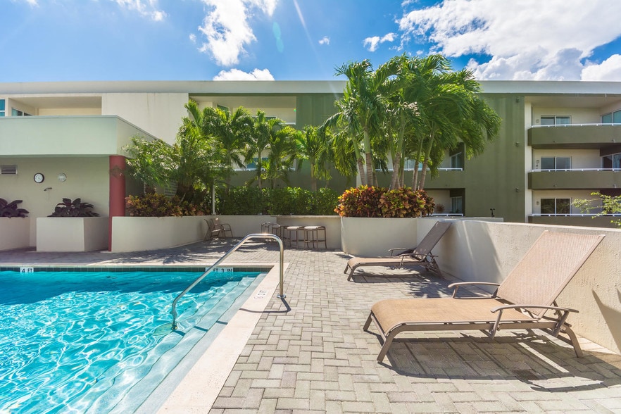 More Photos Of 2301 Wilton Dr, Wilton Manors Apartments For Sale