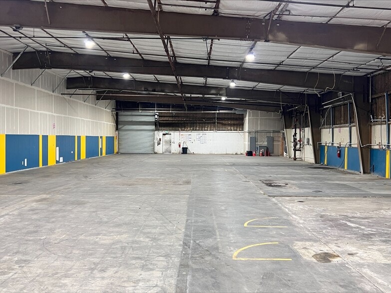 More Photos Of 1137 Graphics Dr, Modesto Warehouse For Lease