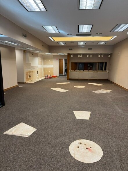 More Photos Of 125 S 9th St, Lincoln Medical For Lease