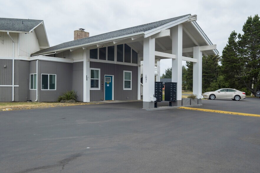 More Photos Of 1031 Discovery Ave SE, Ocean Shores Apartments For Sale