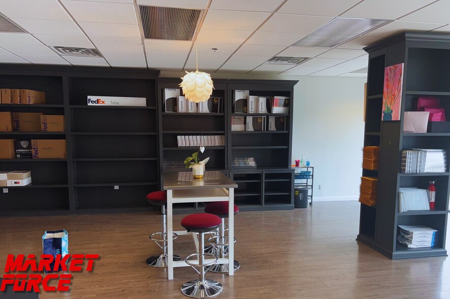 More Photos Of 701 Market St, Saint Augustine Loft Creative Space For Sale