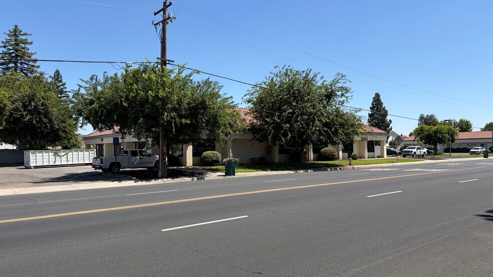 More Photos Of 1142 Rose Ave, Selma Medical For Lease