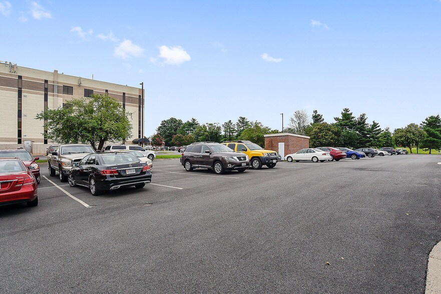 More Photos Of 9001 Digges Rd, Manassas Medical For Lease