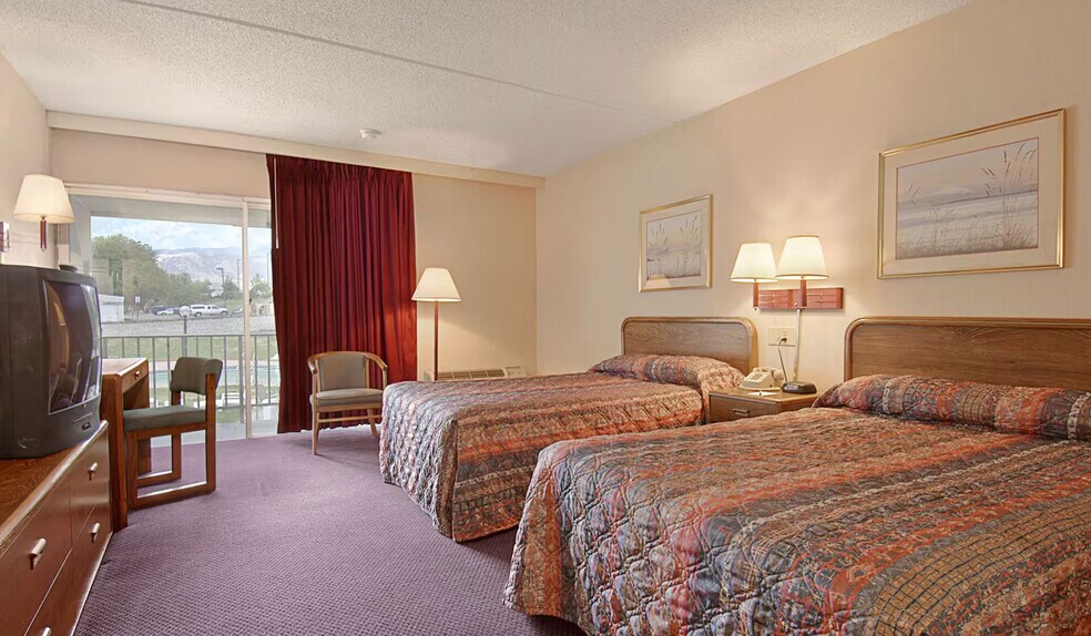 More Photos Of 4610 Rusina Rd, Colorado Springs Hotel For Sale