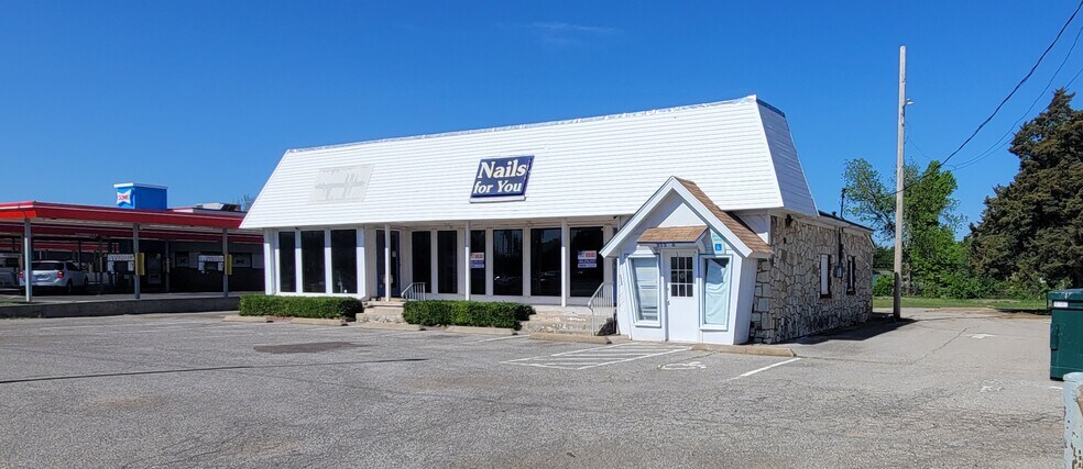 More Photos Of 213 S Air Depot Blvd, Oklahoma City Freestanding For Lease