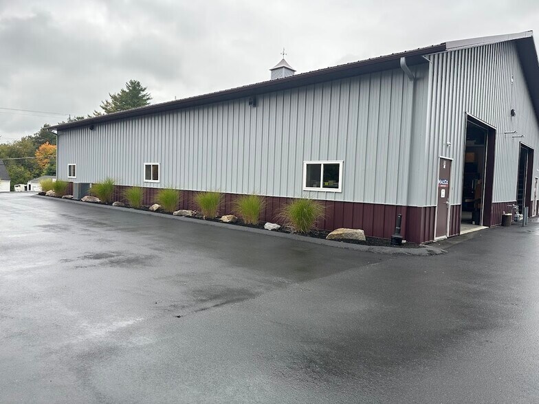 More Photos Of 237 Londonderry Tpke, Hooksett Industrial For Lease