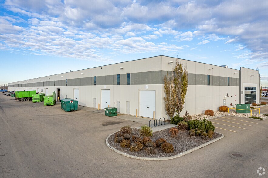 More Photos Of 12908-12960 170 St NW, Edmonton Warehouse For Lease
