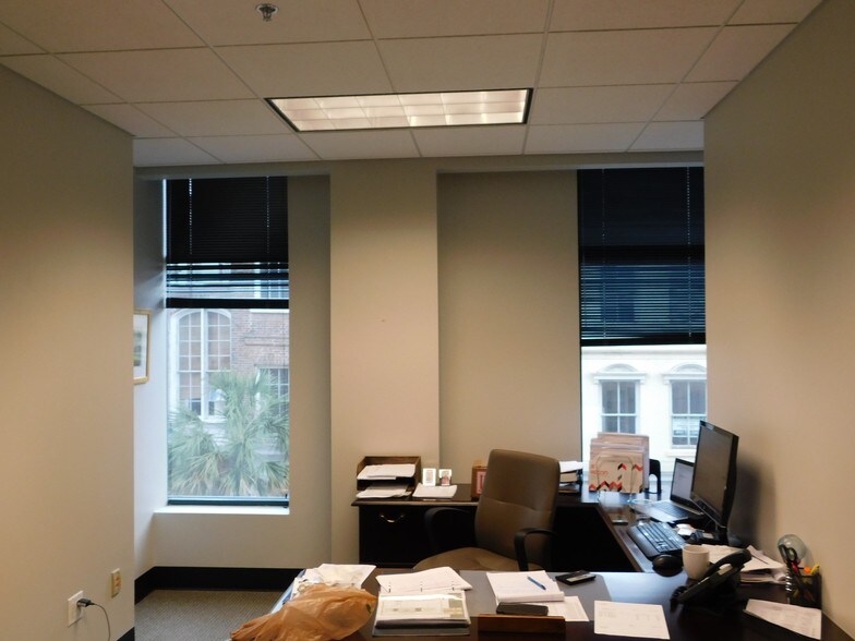 More Photos Of 211 King St, Charleston Office For Lease