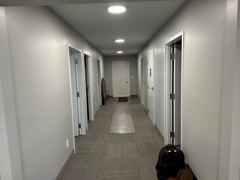 More Photos Of 600 West Street NE, Cedar Springs Office For Lease